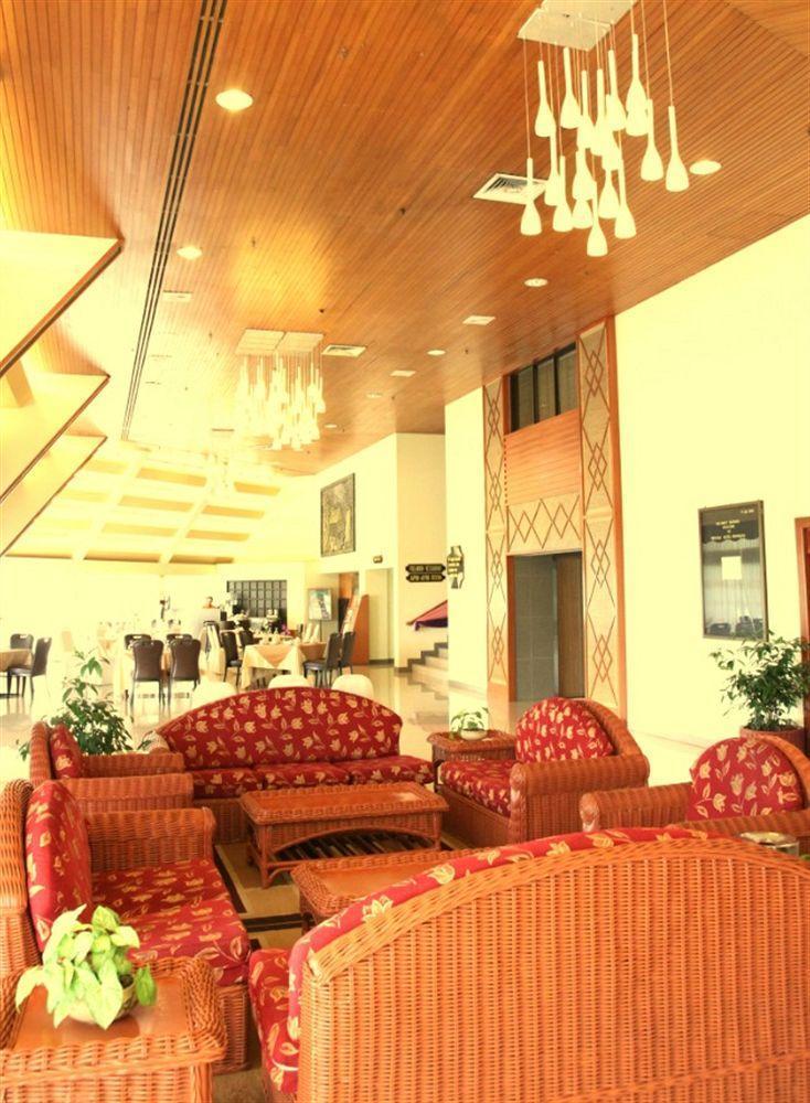 Oyo 89693 Perkasa Hotel Keningau Near Hospital Keningau Zewnętrze zdjęcie