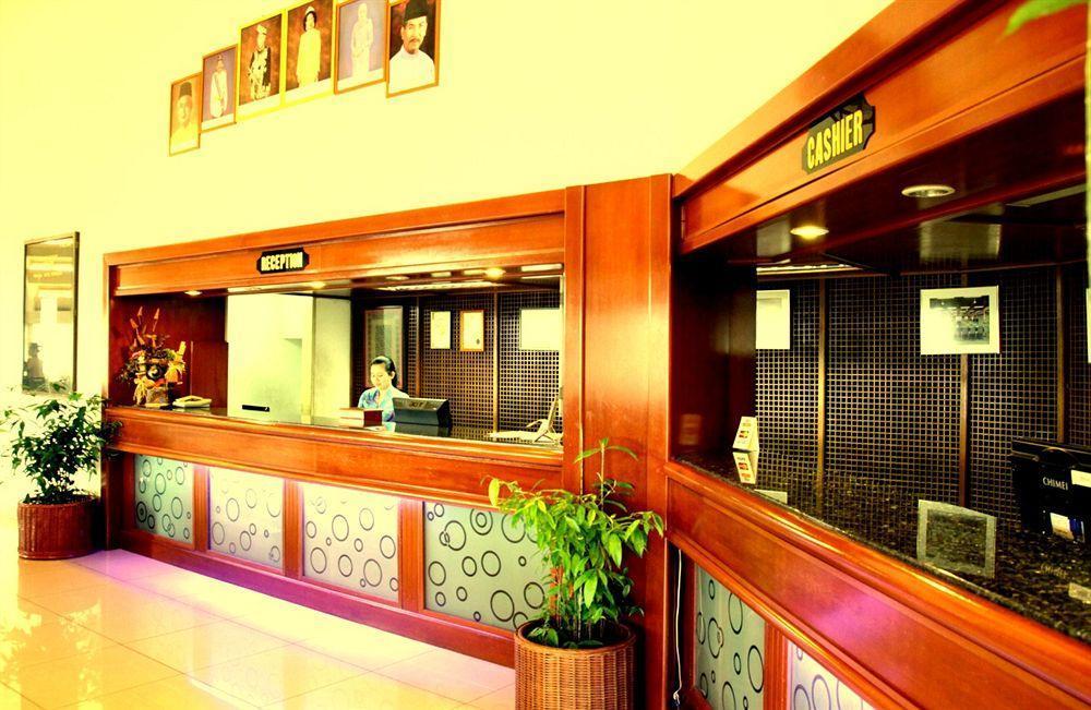 Oyo 89693 Perkasa Hotel Keningau Near Hospital Keningau Zewnętrze zdjęcie