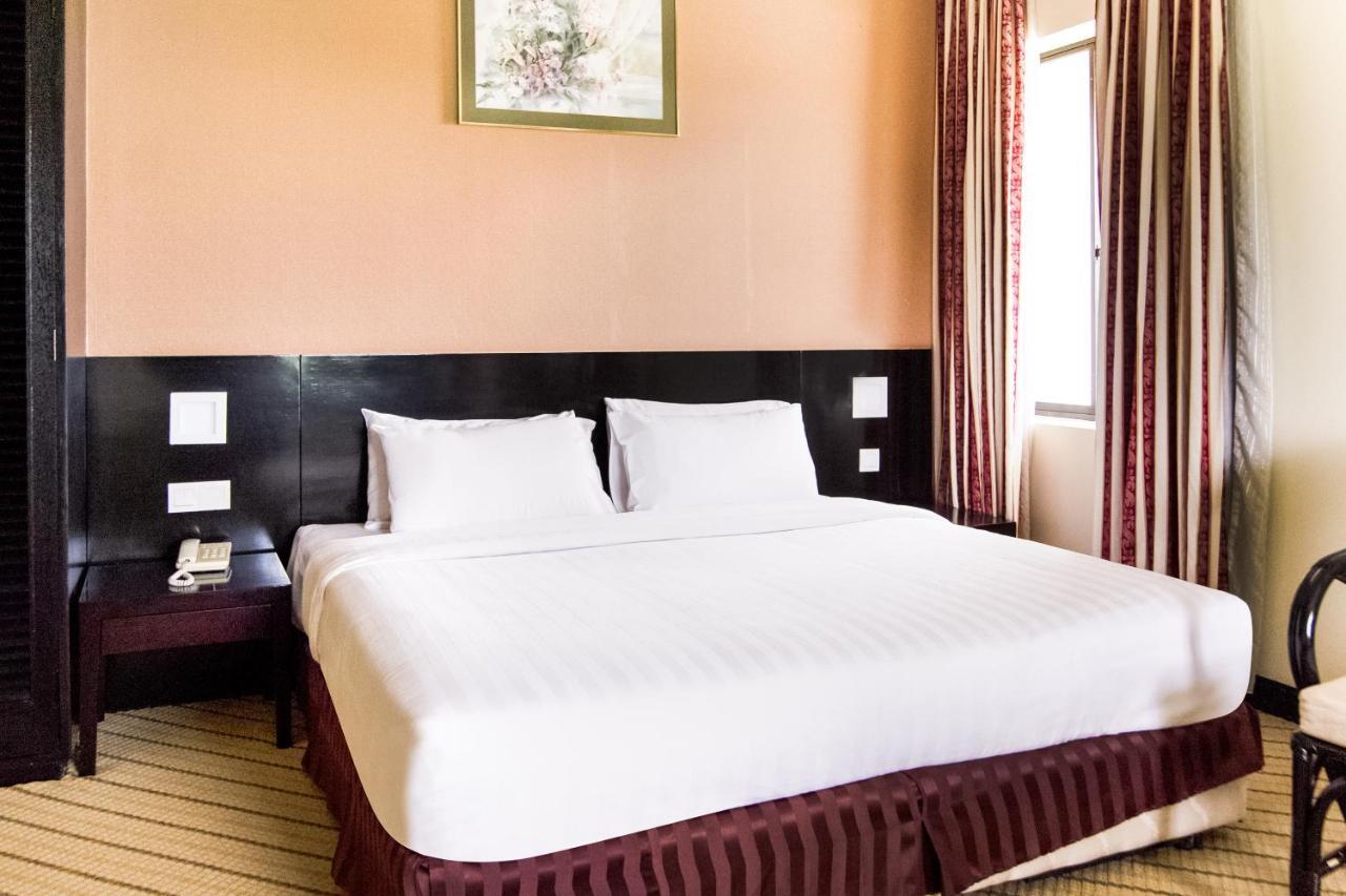Oyo 89693 Perkasa Hotel Keningau Near Hospital Keningau Zewnętrze zdjęcie