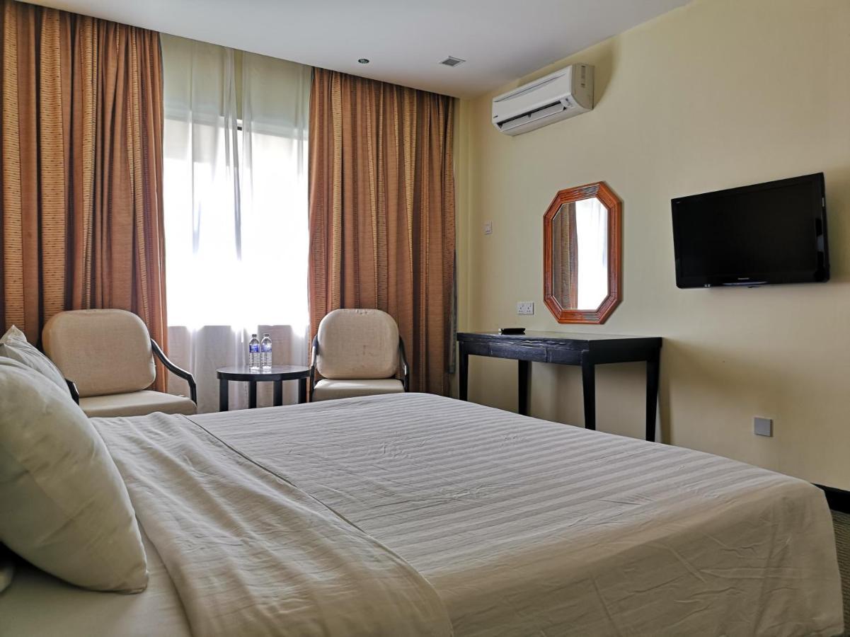 Oyo 89693 Perkasa Hotel Keningau Near Hospital Keningau Zewnętrze zdjęcie