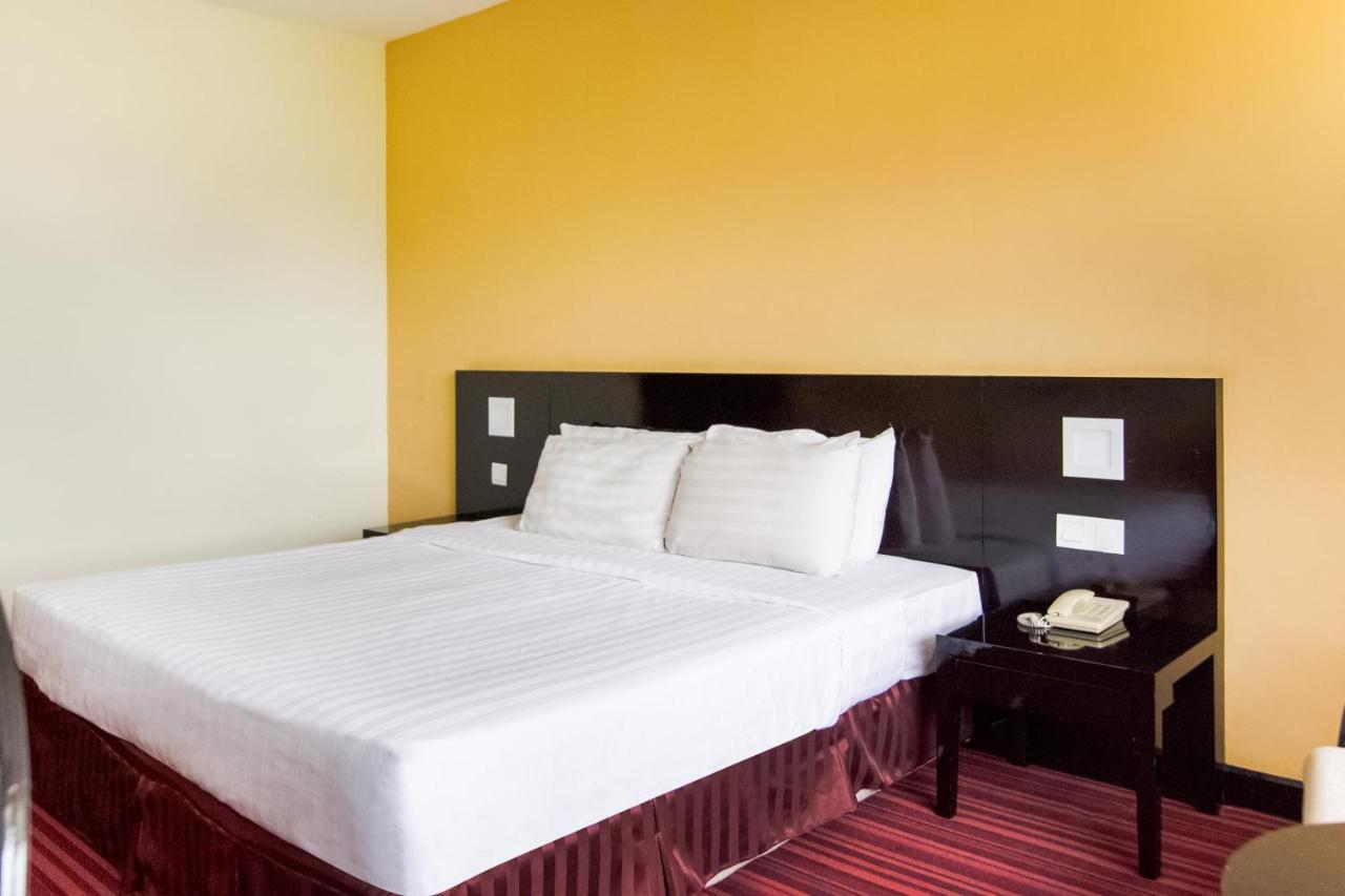 Oyo 89693 Perkasa Hotel Keningau Near Hospital Keningau Zewnętrze zdjęcie